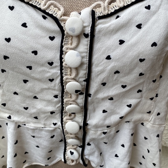 Free People short top with spaghetti straps and heart design. So cute! - Picture 4 of 13